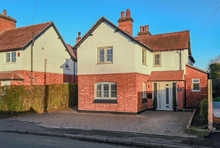 3 Bedroom Detached House For Sale In Westfield Cottage, Efflinch Lane, Barton Under Needwood, DE13