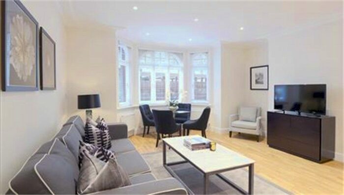 2 Bedroom Flat To Rent In Hamlet Gardens, London, W6