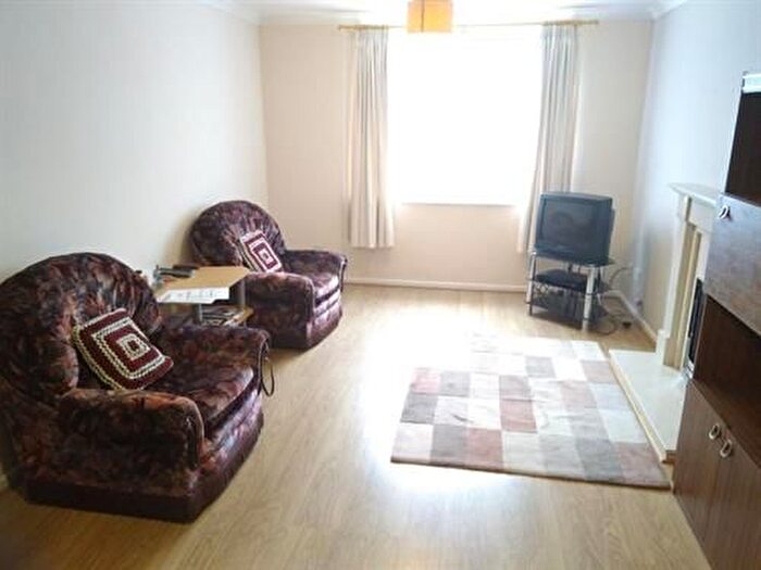 2 Bedroom Property To Rent In Rodyard Way, Coventry, CV1