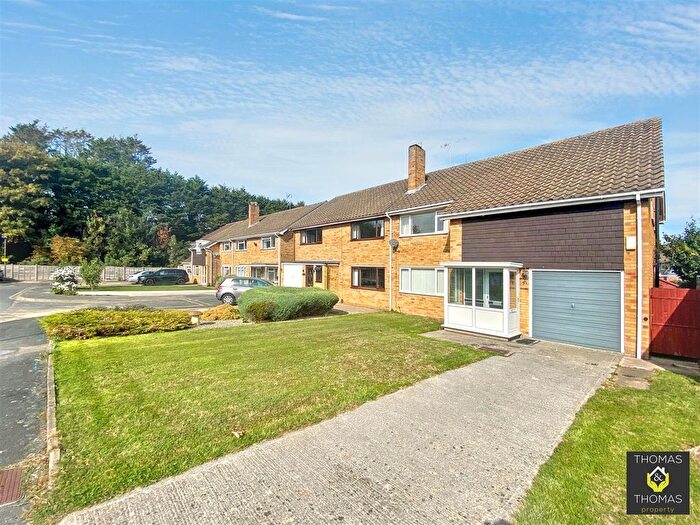4 Bedroom Semi Detached House For Sale In Sussex Gardens, Hucclecote, GL3