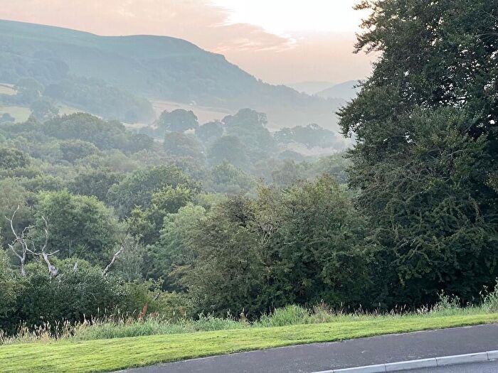 4 Bedroom Detached House For Sale In Clos Goch, Pentyrch, Cardiff, CF15 - Photo 2