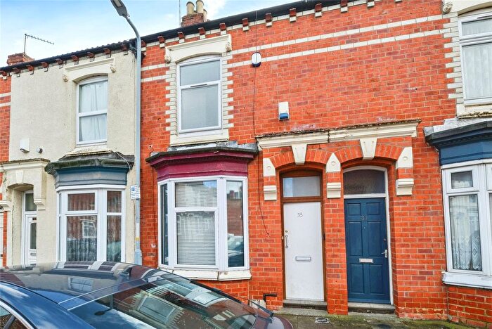 4 Bedroom Terraced House To Rent In Myrtle Street, Middlesbrough, TS1