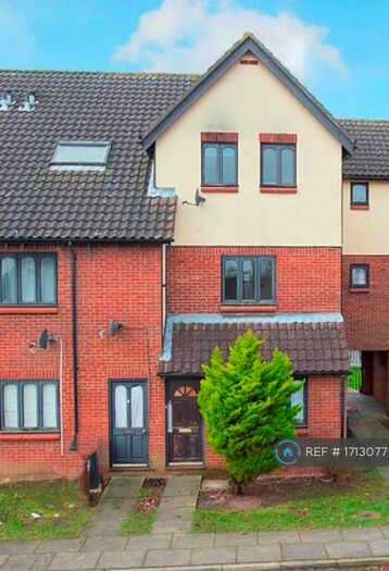 2 Bedroom Flat To Rent In Stephenson Way, Corby, NN17