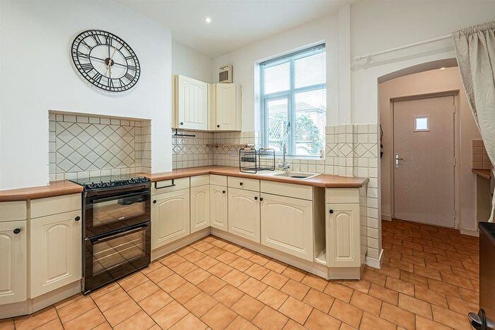 2 Bedroom End Of Terrace House To Rent In Brook Street, Stourbridge, DY8