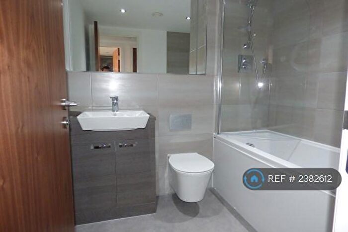 1 Bedroom Flat To Rent In Madison House, Birmingham, B5