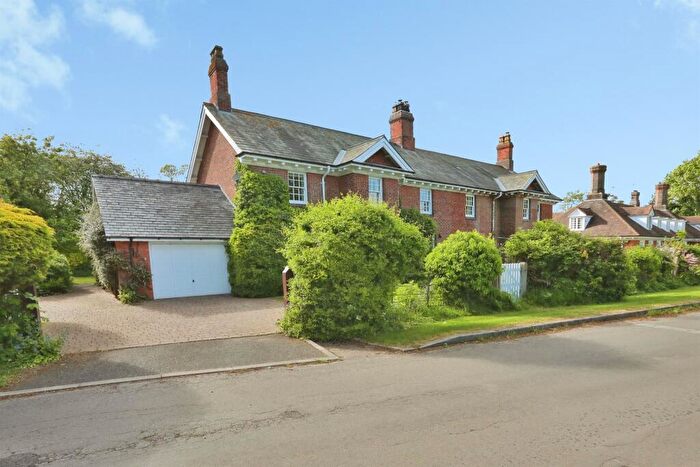 3 Bedroom Character Property For Sale In Lilac Cottage, Wiseton, Doncaster, DN10