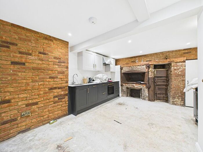 5 Bedroom Town House To Rent In Cheltenham Place, Brighton, BN1