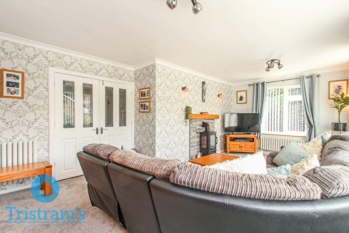 2 Bedroom Detached Bungalow For Sale In Heather Rise, Beeston, NG9