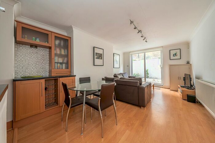 1 Bedroom Flat To Rent In Belgrave Road, London, SW1V