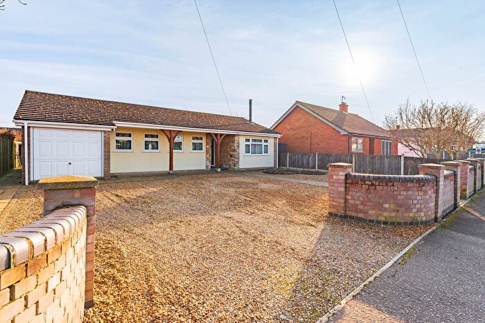 4 Bedroom Detached Bungalow For Sale In Mill Road, Mattishall, Dereham, NR20