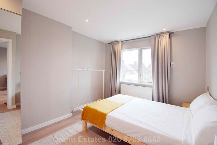 1 Bedroom Flat To Rent In Hayes Crescent, London, NW11