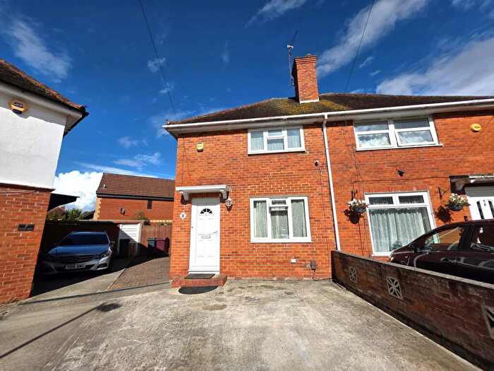 2 Bedroom Semi-Detached House For Sale In Merrivale Gardens, Reading, RG2