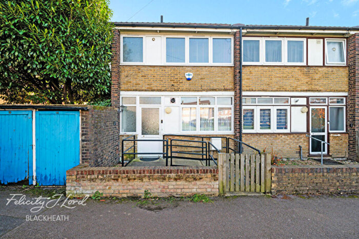 3 Bedroom End Of Terrace House For Sale In Sunfields Place, London, SE3