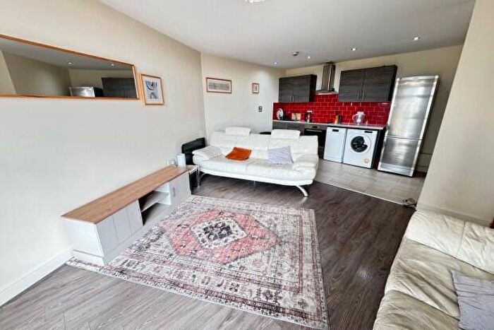 2 Bedroom Flat To Rent In Altolusso Apartments Cardiff, CF10