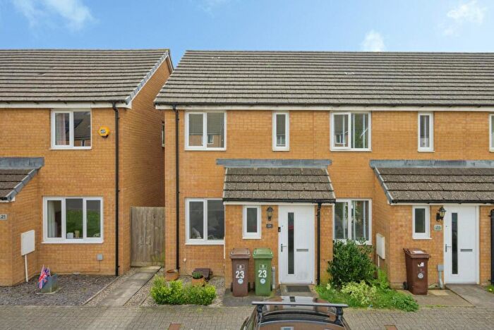 2 Bedroom End Of Terrace House For Sale In Bluebell Street, Plymouth, Devon, PL6