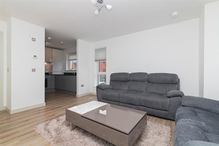 2 Bedroom Apartment To Rent In Lapwing Crescent, Renfrew, Renfrewshire, PA4