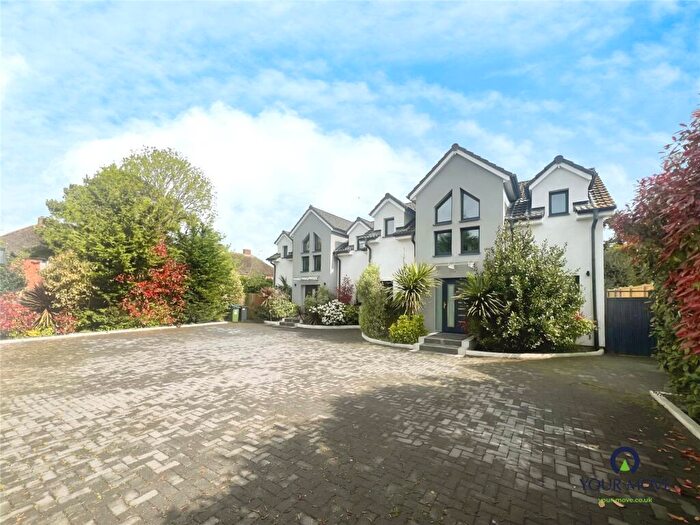 4 Bedroom Detached House To Rent In Ivydale Road, Bognor Regis, West Sussex, PO21