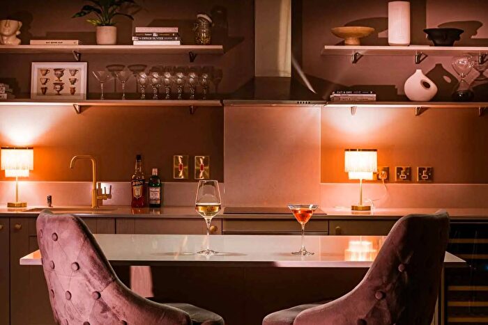 1 Bedroom Apartment To Rent In Leodis Square, Leeds, LS11