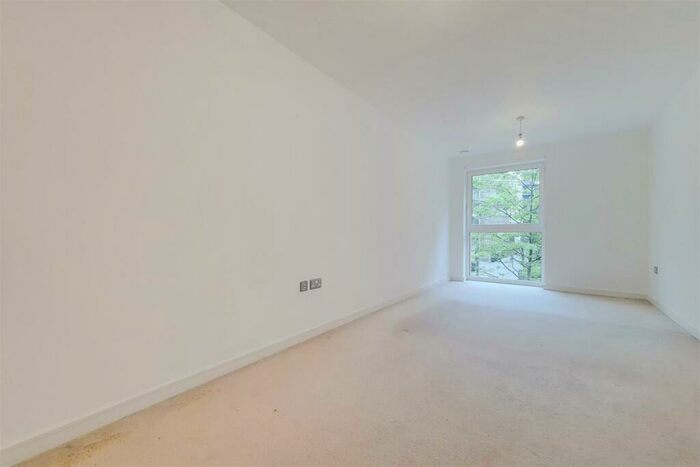 2 Bedroom Apartment To Rent In Mandara Place, London, SE8