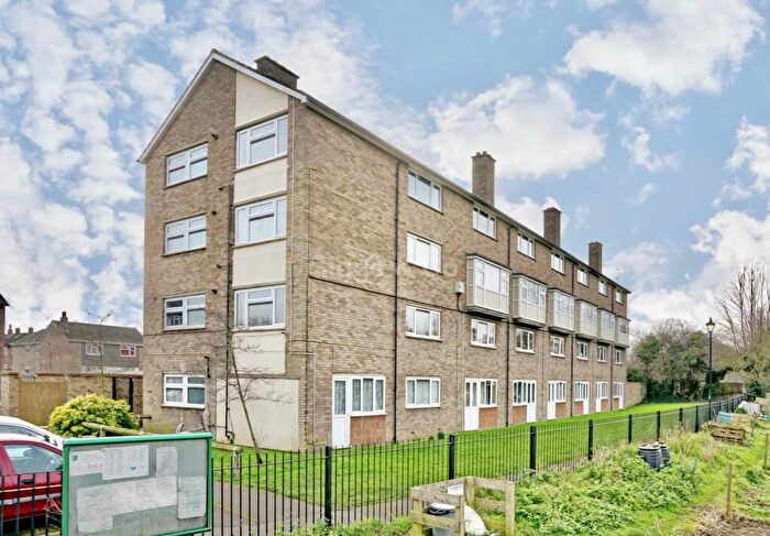 1 Bedroom Flat To Rent In Brown Square, St Neots, PE19