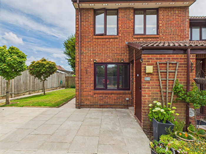 1 Bedroom Apartment To Rent In Fathoms Reach, Hayling Island, PO11