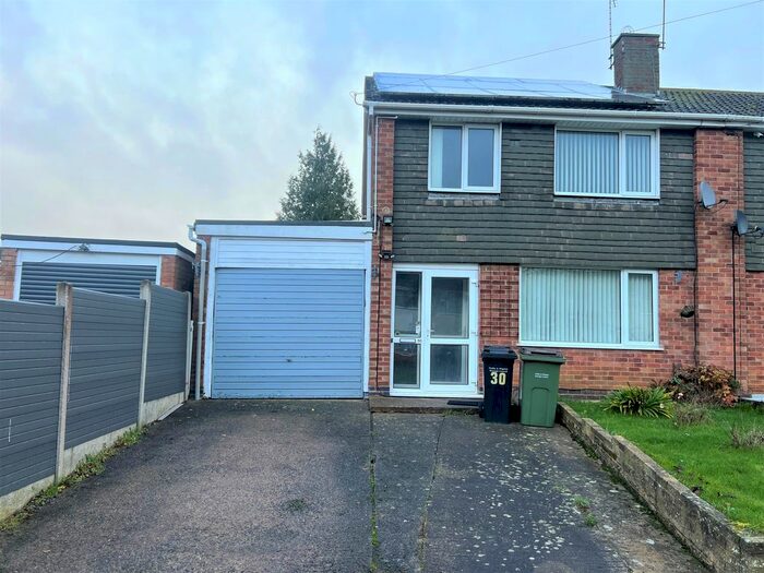 3 Bedroom Semi-Detached House To Rent In Dove Rise, Oadby, Leicester, LE2