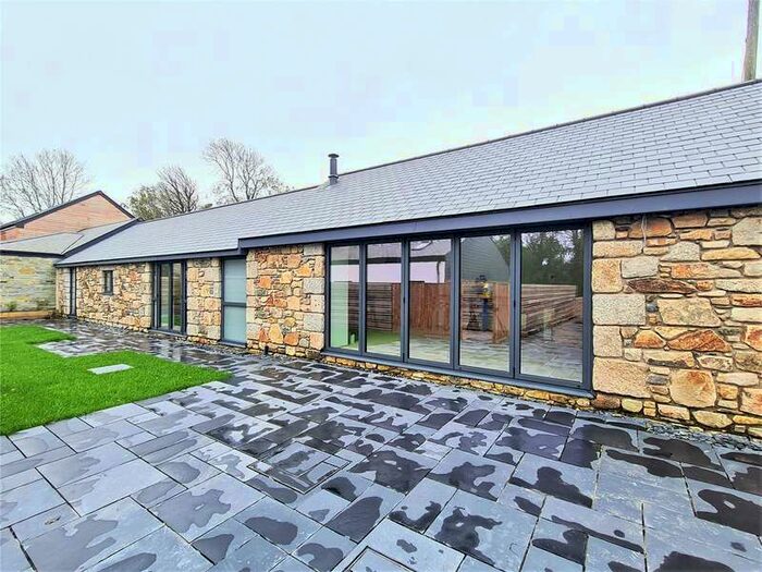 3 Bedroom Barn Conversion Character Property For Sale In Coswinsawsin Lane, Carnhell Green, Camborne, TR14