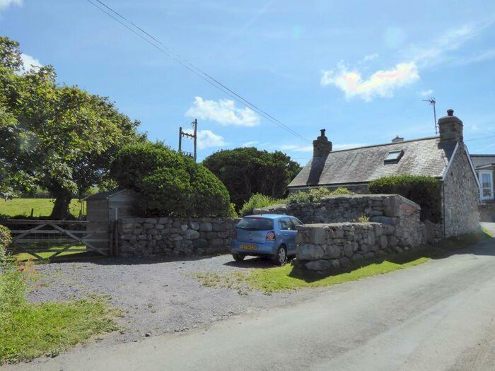 3 Bedroom Detached House For Sale In Aberdesach, LL54