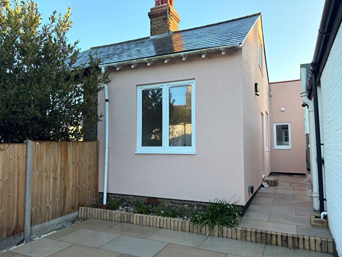 2 Bedroom Property To Rent In Sandown Road, Deal, CT14