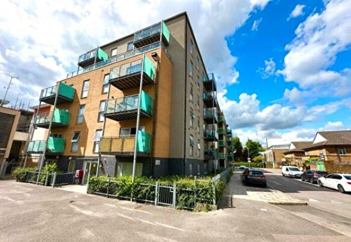 2 Bedroom Apartment To Rent In Clematis Apartments, Merchant Street, London, E3