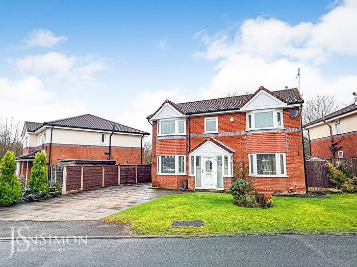 4 Bedroom Detached House For Sale In Marlborough Close, Ramsbottom, Bury, BL0