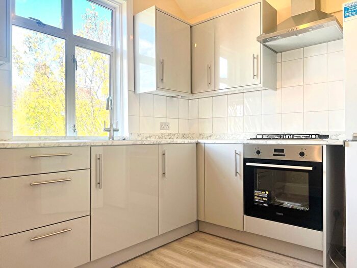 1 Bedroom Flat To Rent In Risingholme Road, Harrow, HA3