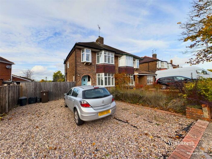 3 Bedroom Semi-Detached House To Rent In Delamere Road, Earley, Reading, Berkshire, RG6