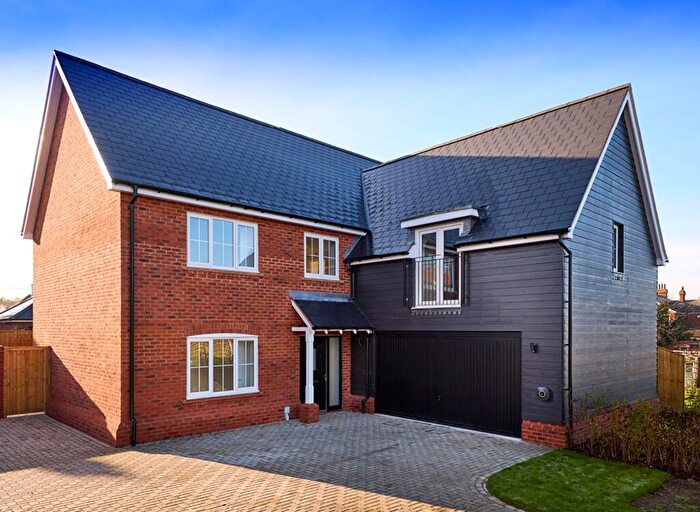 4 Bedroom Detached House For Sale In Station Road, Milton Keynes, MK17