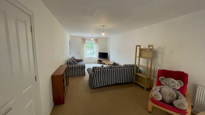 4 Bedroom Detached House To Rent In Coombe Road, Weston-super-Mare, BS23