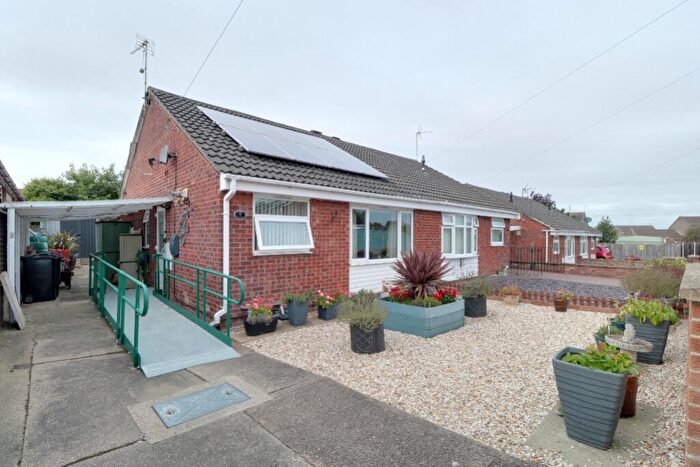 2 Bedroom Semi-Detached Bungalow For Sale In Sixth Avenue, Grantham, Lincs, NG31