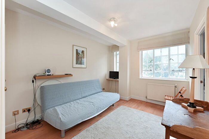Studio To Rent In Sloane Avenue, Chelsea, London, SW3
