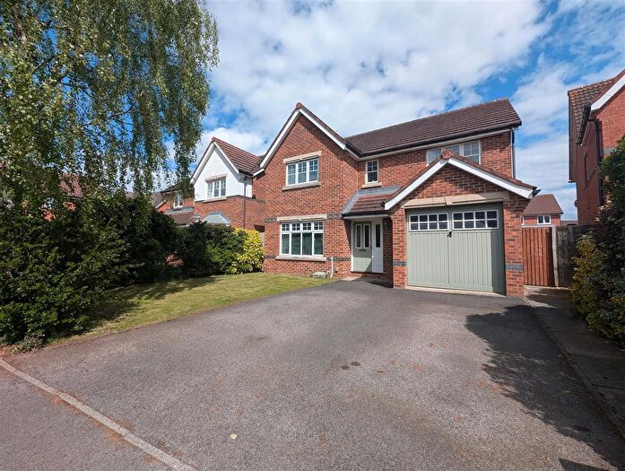 4 Bedroom Detached House For Sale In Redruth Drive, Darlington, DL3