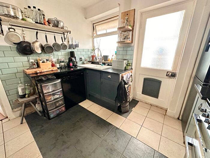 2 Bedroom Bungalow For Sale In Fernhill Avenue, Weymouth, DT4