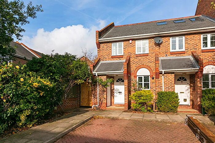 2 Bedroom Semi-Detached House To Rent In Catherine Drive, Richmond, TW9