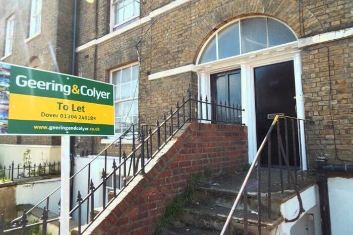 1 Bedroom Apartment To Rent In London Road, Dover, CT17