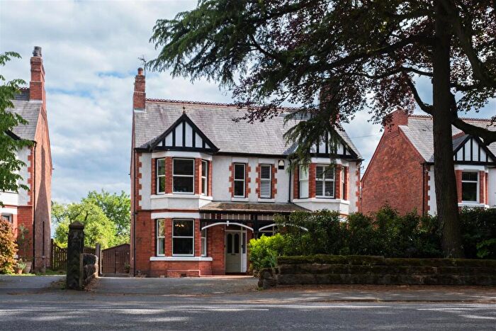 4 Bedroom Semi-Detached House For Sale In Chester Road, Hartford, Northwich, CW8