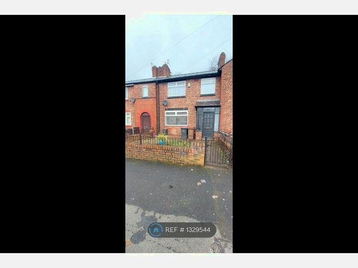 3 Bedroom Terraced House To Rent In Cambrai Crescent, Eccles, Manchester, M30