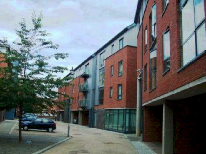 2 Bedroom Flat To Rent In Butcher Street, Leeds, LS11