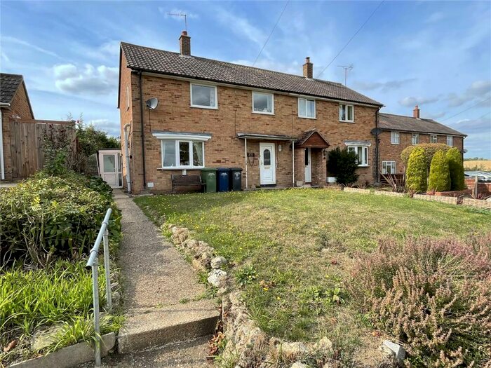 3 Bedroom Semi-Detached House For Sale In Papworth Road, Graveley, St. Neots, Cambridgeshire, PE19