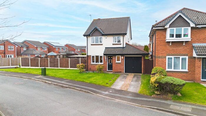 3 Bedroom Detached House For Sale In Lincoln Close, Woolston, WA1