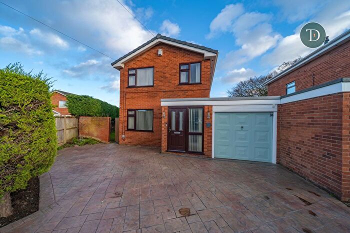 3 Bedroom Detached House For Sale In Dunkirk Drive, Whitby, Ellesmere Port, CH65