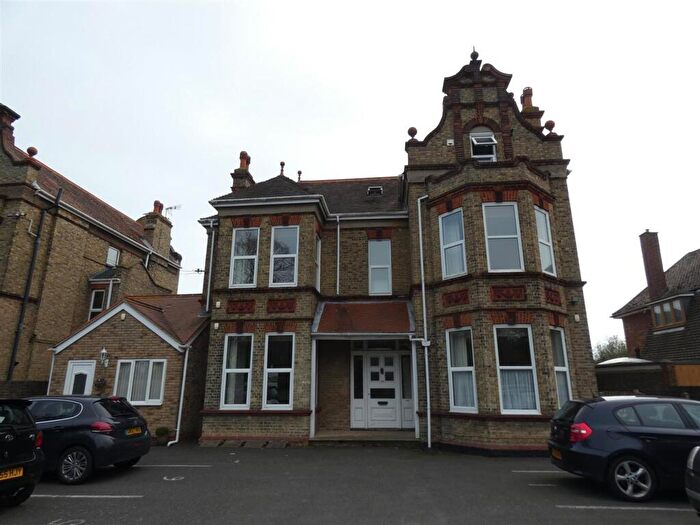 2 Bedroom Flat To Rent In Callis Court Road, Broadstairs, CT10