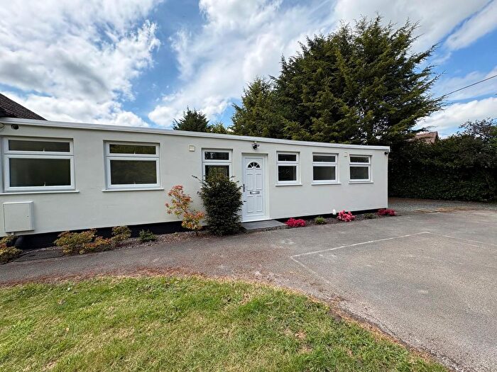 2 Bedroom Bungalow To Rent In Hob Lane, Kenilworth, CV8