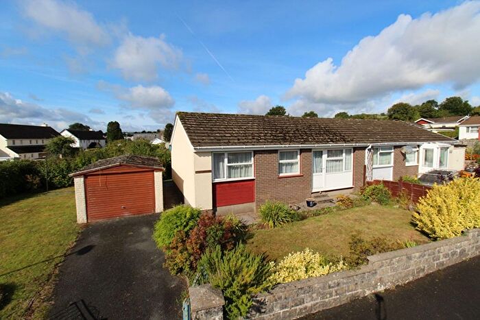 3 Bedroom Semi-Detached Bungalow For Sale In Pendre Close, Brecon, LD3